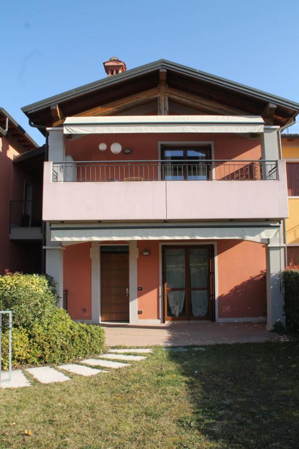 Casa Vacanze Da Riki Appartamento 1 Peschiera del Garda Luaran gambar