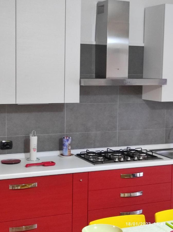 Casa Vacanze Da Riki Appartamento 1 Peschiera del Garda Luaran gambar