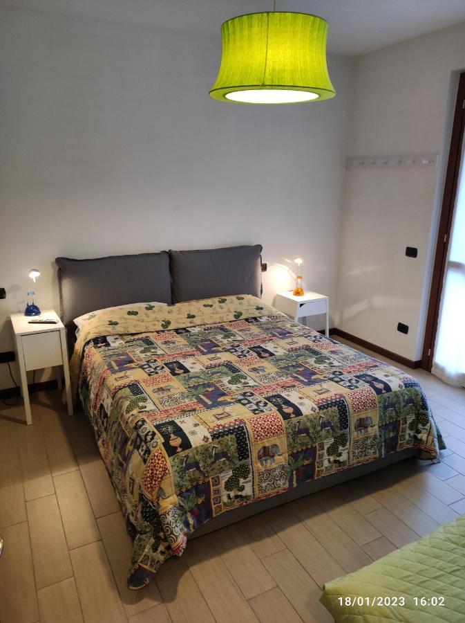 Casa Vacanze Da Riki Appartamento 1 Peschiera del Garda Luaran gambar