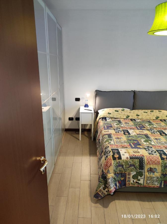 Casa Vacanze Da Riki Appartamento 1 Peschiera del Garda Luaran gambar