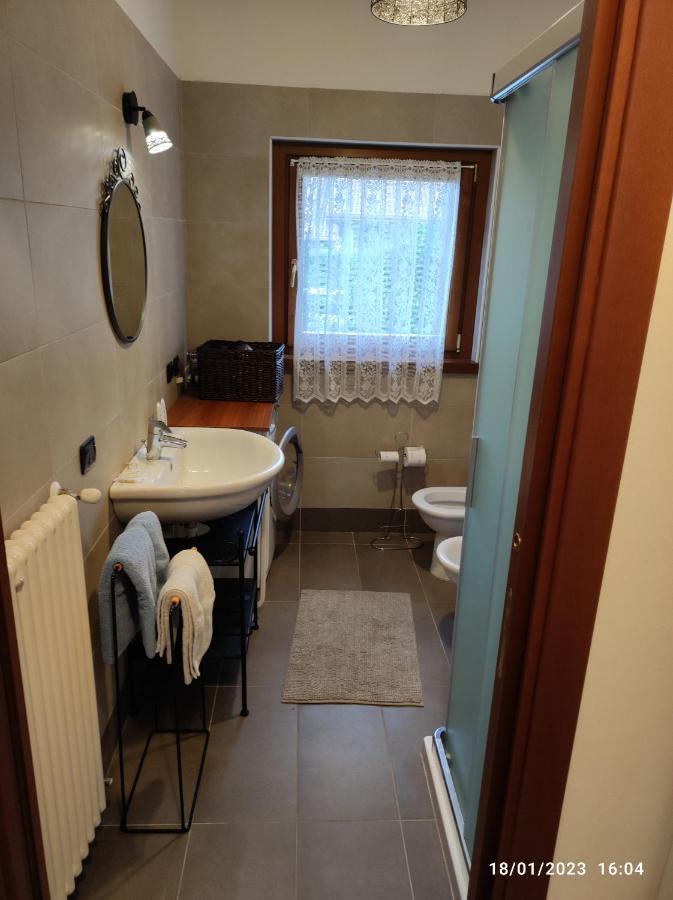 Casa Vacanze Da Riki Appartamento 1 Peschiera del Garda Luaran gambar