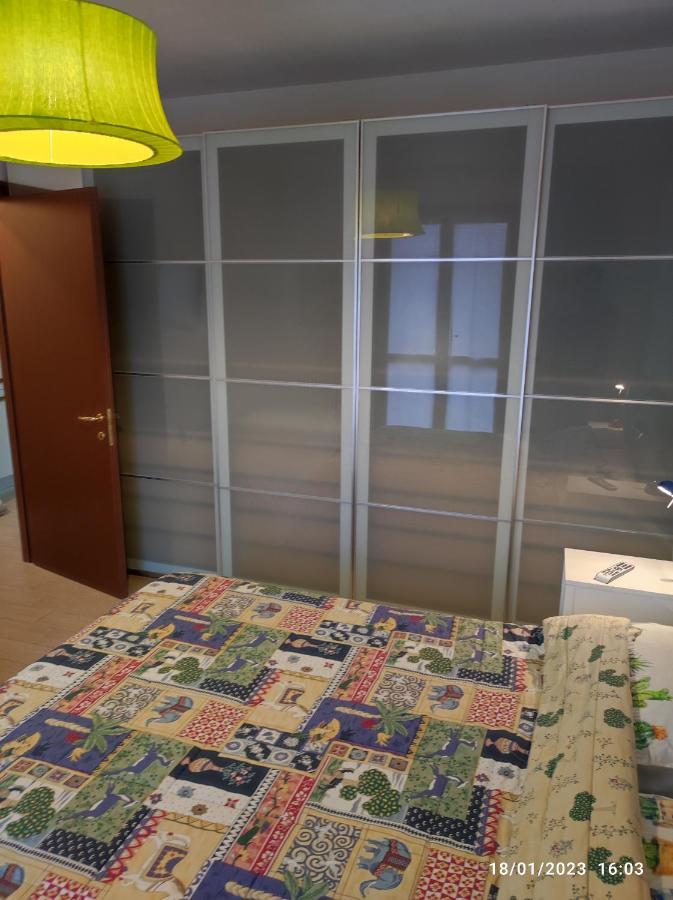 Casa Vacanze Da Riki Appartamento 1 Peschiera del Garda Luaran gambar