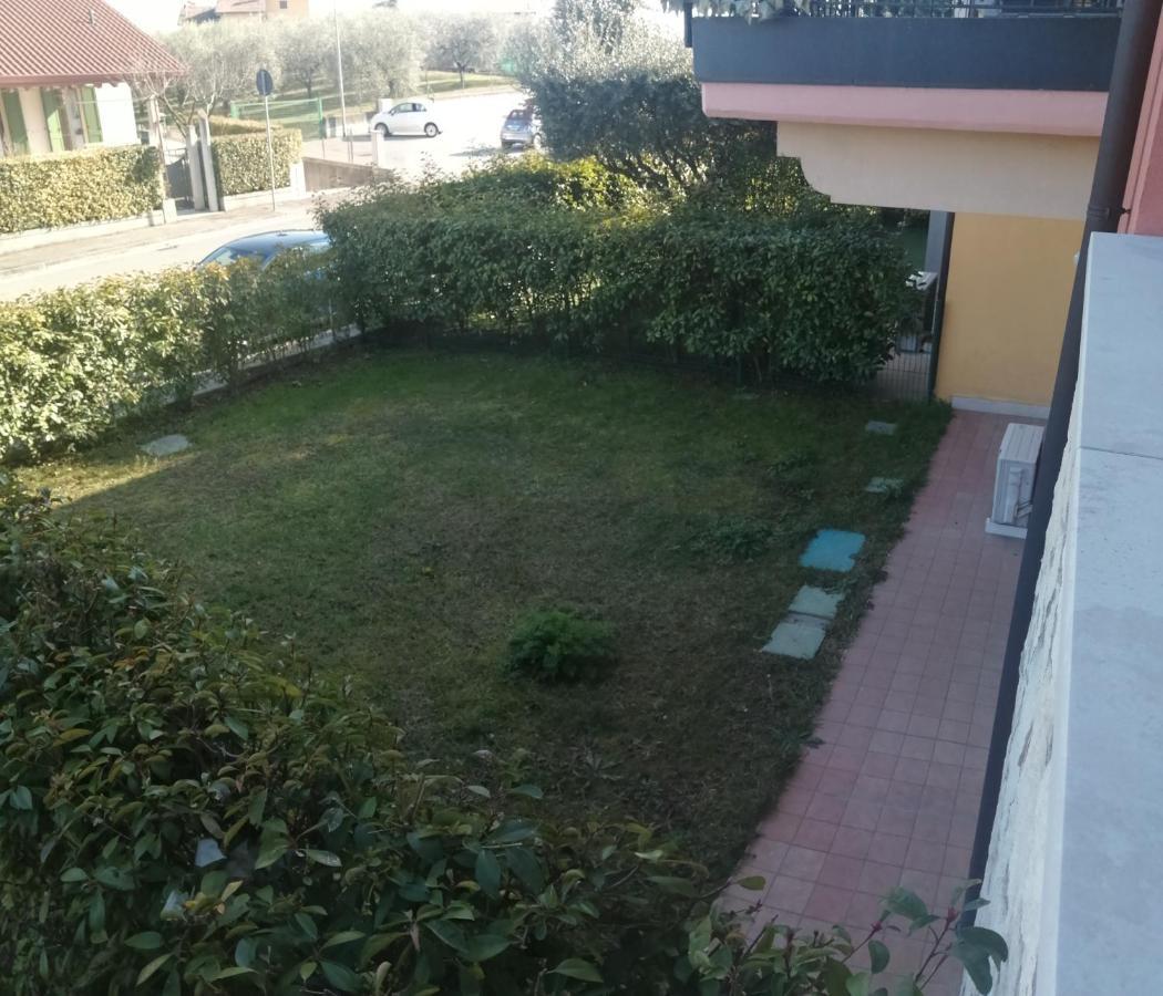 Casa Vacanze Da Riki Appartamento 1 Peschiera del Garda Luaran gambar