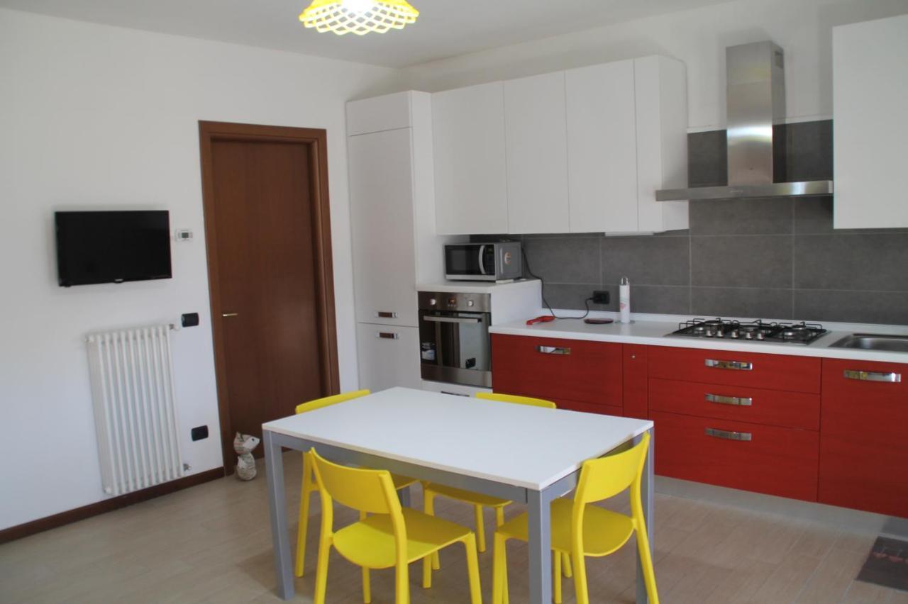 Casa Vacanze Da Riki Appartamento 1 Peschiera del Garda Luaran gambar